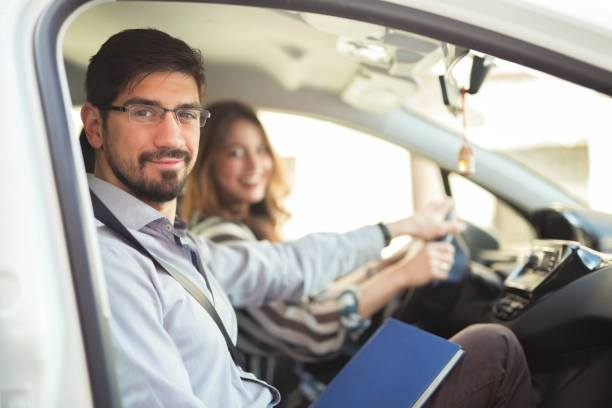 How Glasgow Driving Instructors Build Confidence Behind the Wheel 