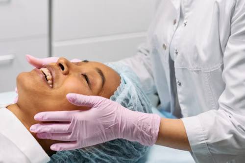 The Facial Skin Barrier: What Weakens It and How Dermatologists Repair It