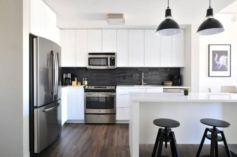How Much Does a Kitchen Deep Clean Service Near Me Cost